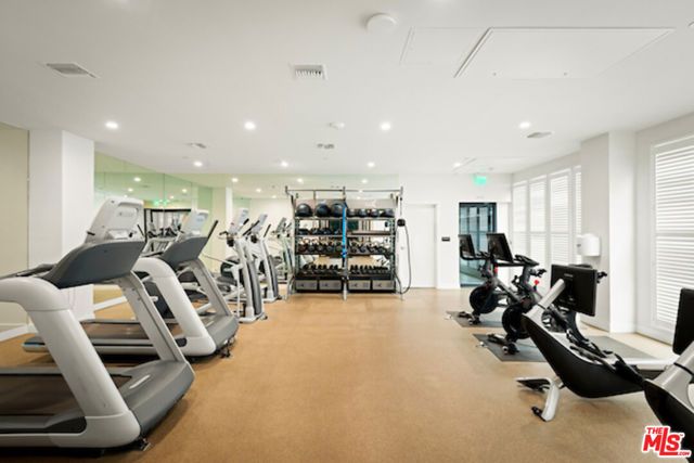 728 N Sweetzer Avenue 402, West Hollywood, CA 90069