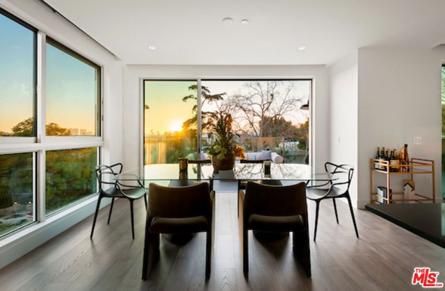 728 N Sweetzer Avenue 402, West Hollywood, CA 90069