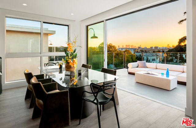728 N Sweetzer Avenue 402, West Hollywood, CA 90069