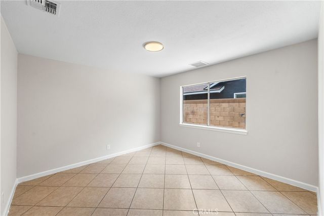 716 E Avenue J5, Lancaster, CA 93535