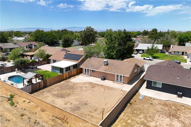 716 E Avenue J5, Lancaster, CA 93535