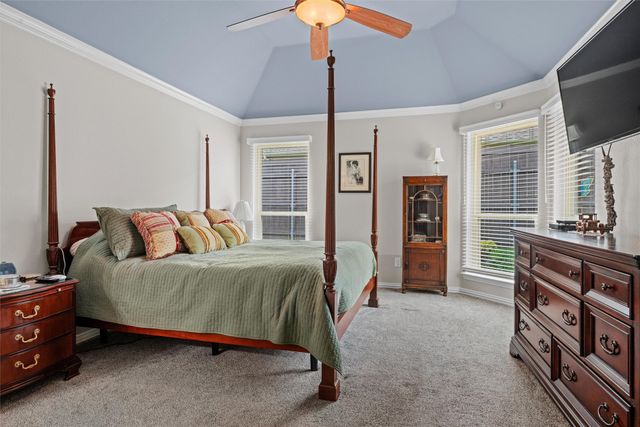 105 Daisey Lane, Justin, TX 76247
