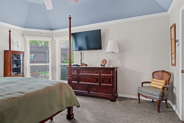105 Daisey Lane, Justin, TX 76247