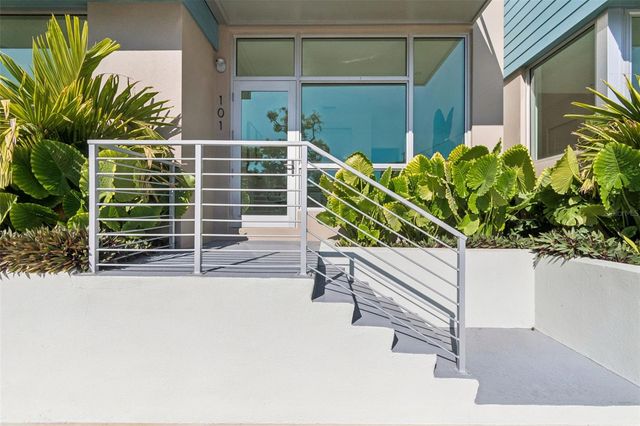 1343 4TH STREET 102, Sarasota, FL 34236