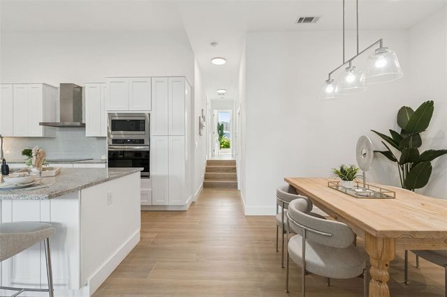 1343 4TH STREET 102, Sarasota, FL 34236