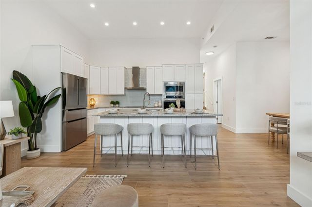 1343 4TH STREET 102, Sarasota, FL 34236