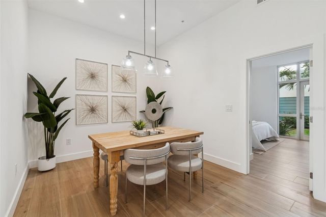 1343 4TH STREET 102, Sarasota, FL 34236