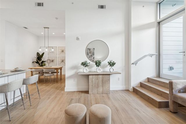 1343 4TH STREET 102, Sarasota, FL 34236