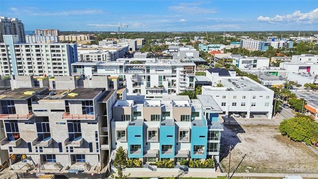 1343 4TH STREET 102, Sarasota, FL 34236