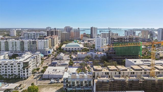 1343 4TH STREET 102, Sarasota, FL 34236