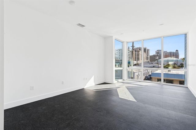 1343 4TH STREET 102, Sarasota, FL 34236