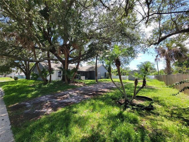 2218 GRETNA DRIVE, Deltona, FL 32738
