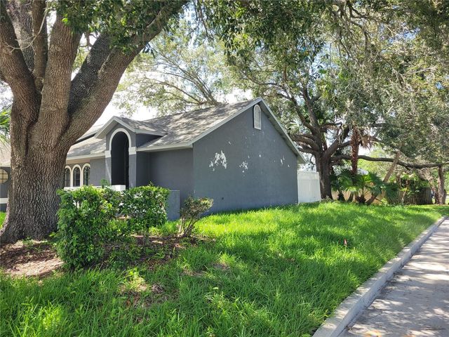 2218 GRETNA DRIVE, Deltona, FL 32738