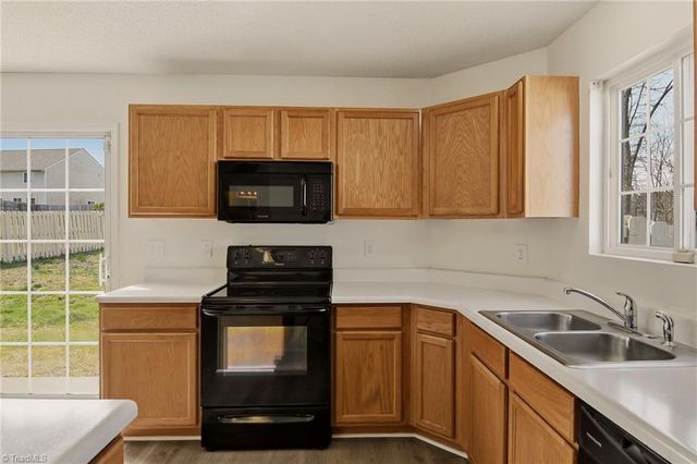 1828 Chatfield Drive, High Point, NC 27260