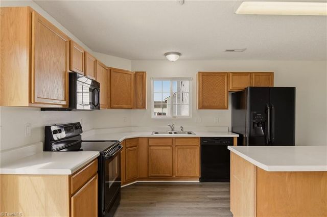 1828 Chatfield Drive, High Point, NC 27260