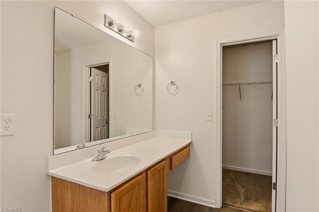 1828 Chatfield Drive, High Point, NC 27260