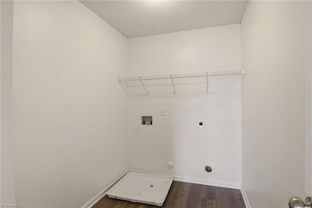 1828 Chatfield Drive, High Point, NC 27260