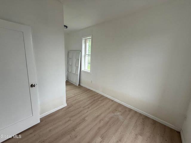 1 Lincoln Avenue, Troy, NY 12180