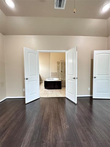 18523 Cypress Steppe Lane, Cypress, TX 77433