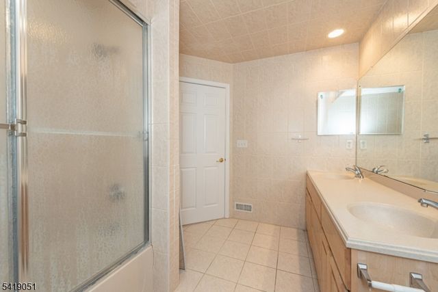 185 Crown Point Rd, Parsippany-troy Hills Twp., NJ 07054