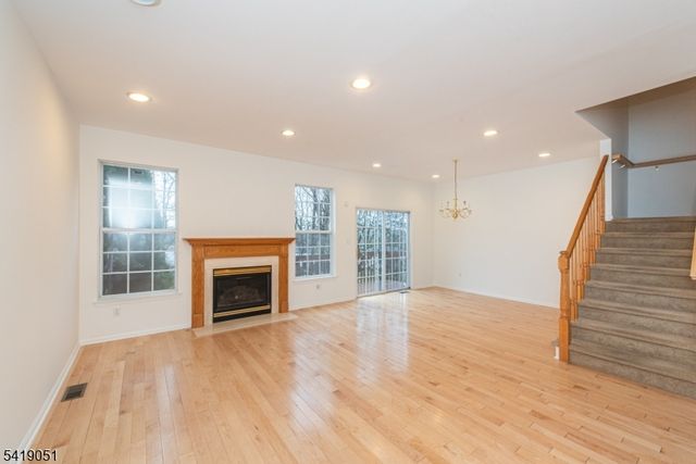 185 Crown Point Rd, Parsippany-troy Hills Twp., NJ 07054