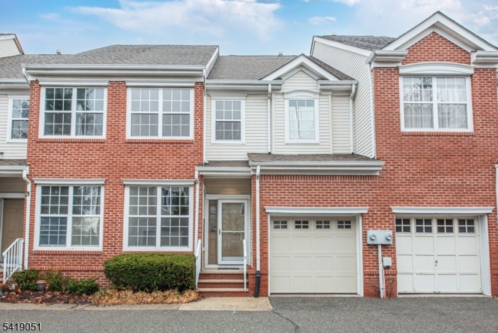 185 Crown Point Rd, Parsippany-troy Hills Twp., NJ 07054