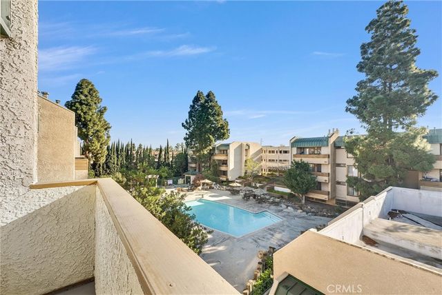 12121 Centralia Street 302, Lakewood, CA 90715