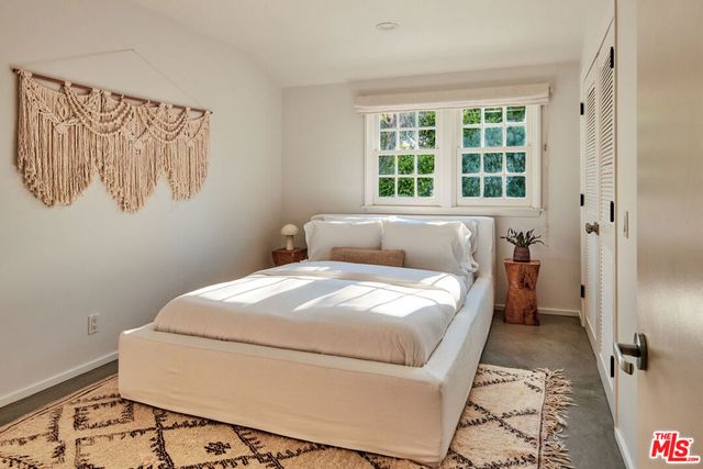 6715 Fernhill Drive, Malibu, CA 90265