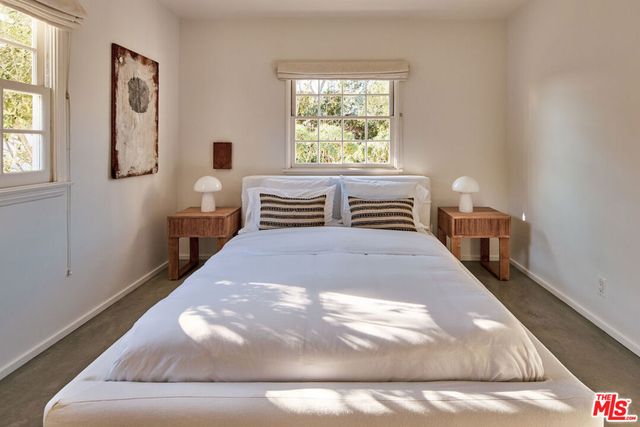 6715 Fernhill Drive, Malibu, CA 90265