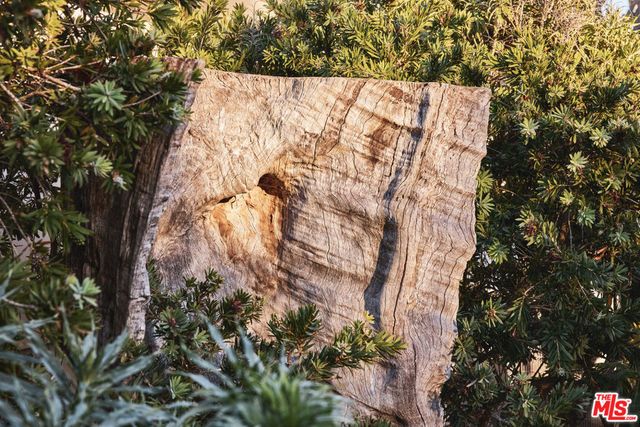 6715 Fernhill Drive, Malibu, CA 90265