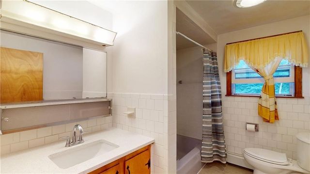 52 Atlantic Avenue, West Warwick, RI 02893