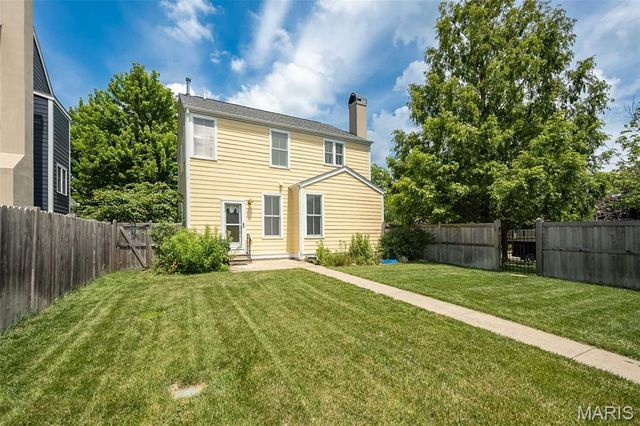 3611 Hempstead Street, St Charles, MO 63301