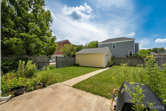 3611 Hempstead Street, St Charles, MO 63301
