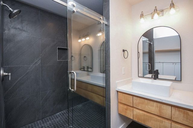 2906 Pecan Ridge Drive, Sugar Land, TX 77479