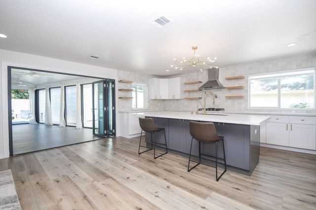 2906 Pecan Ridge Drive, Sugar Land, TX 77479