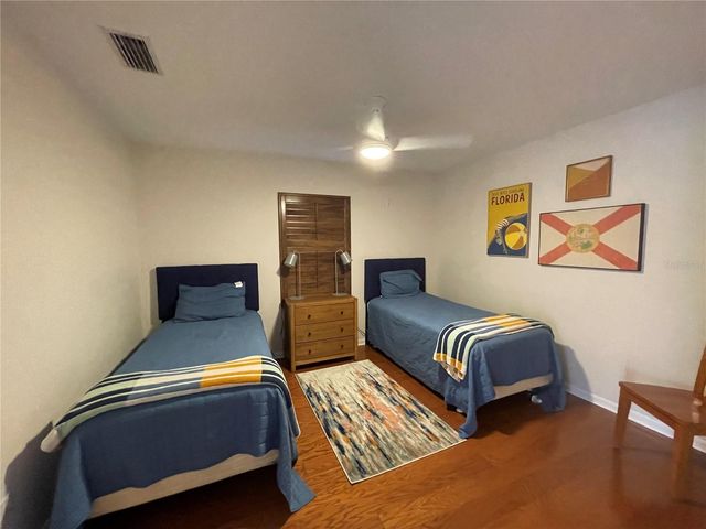 1012 LAUREL AVENUE, Venice, FL 34285