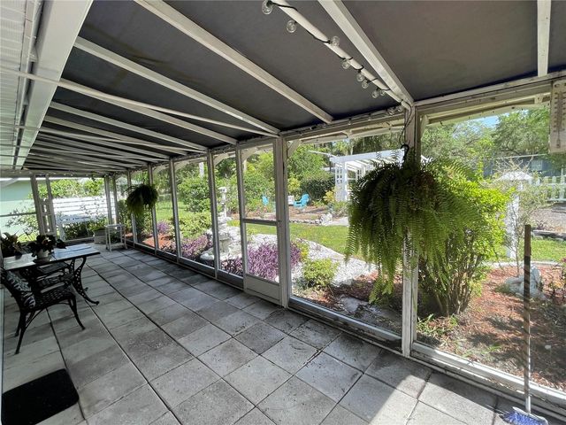 1012 LAUREL AVENUE, Venice, FL 34285