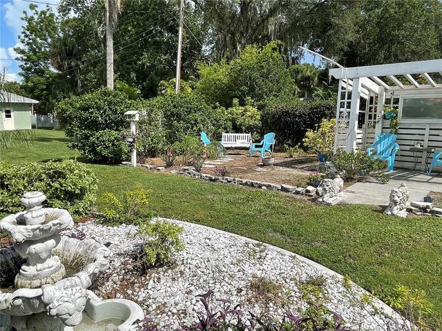 1012 LAUREL AVENUE, Venice, FL 34285
