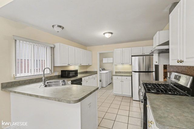 5823 Ortman Drive, Sterling Heights, MI 48314