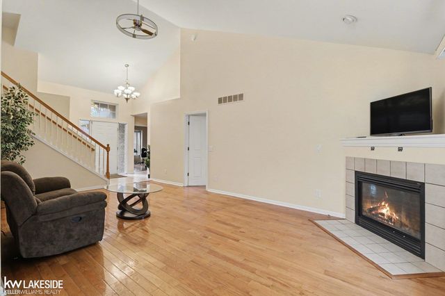 5823 Ortman Drive, Sterling Heights, MI 48314