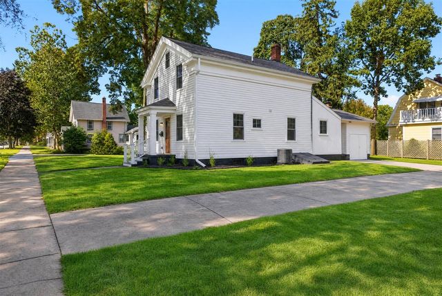 303 E Middle Street, Chelsea, MI 48118