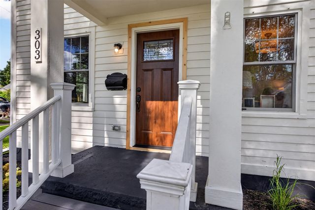 303 E Middle Street, Chelsea, MI 48118