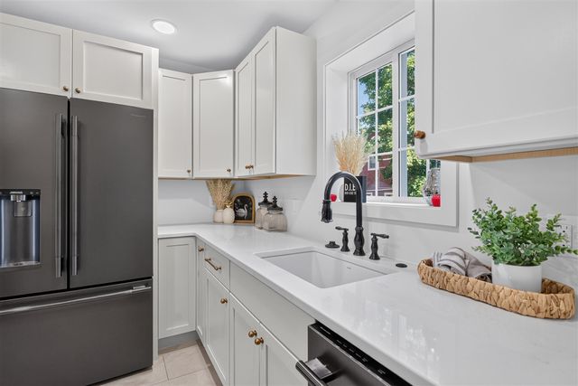 303 E Middle Street, Chelsea, MI 48118