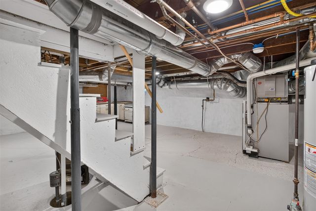 303 E Middle Street, Chelsea, MI 48118