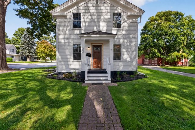 303 E Middle Street, Chelsea, MI 48118