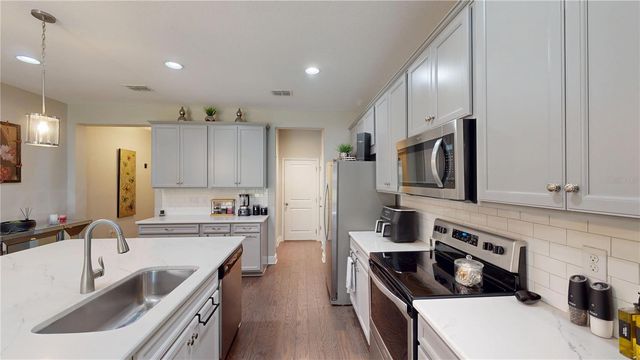 14223 PONDHAWK LANE, Tampa, FL 33625