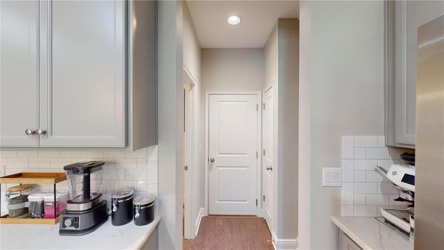 14223 PONDHAWK LANE, Tampa, FL 33625