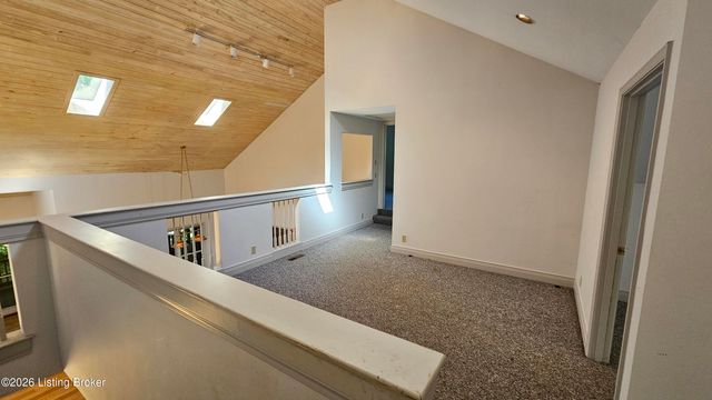 8018 St Anthony Church Rd, Louisville, KY 40214