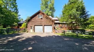 8018 St Anthony Church Rd, Louisville, KY 40214