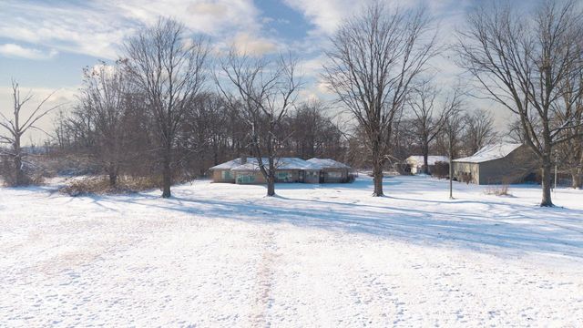 4844 N U.S. Highway 31, Seymour, IN 47274
